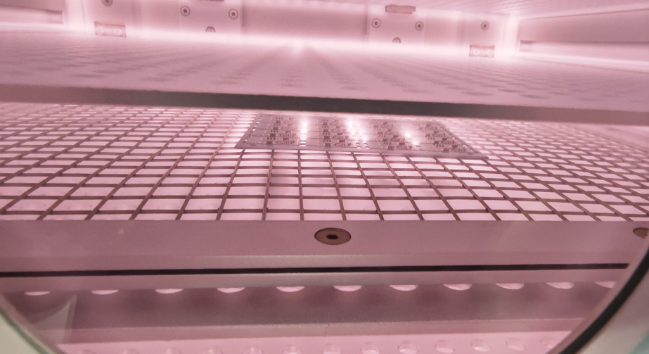 等離子處理提高高頻PCB基板中銅箔與樹脂的粘接結(jié)合力